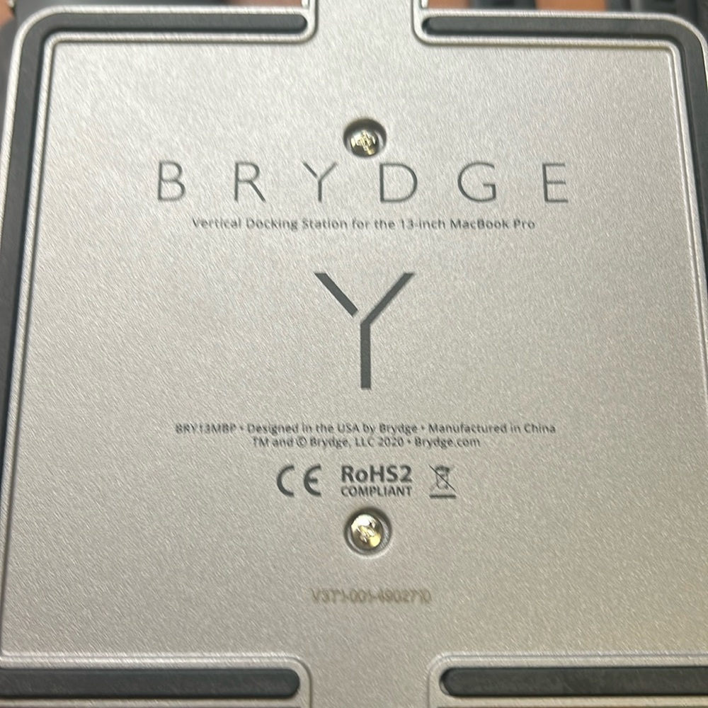 Brydge docking station for MacBook Pro 13”